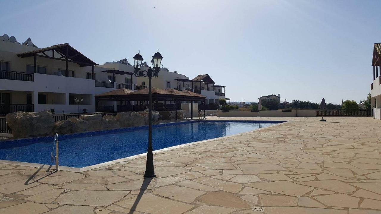D202 Vanessa Apartments, เปเยีย ภายนอก รูปภาพ